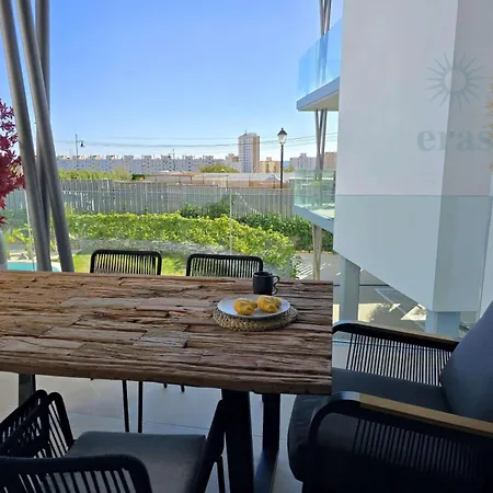 Beautiful Terrace Pool 4pers Sea דירה