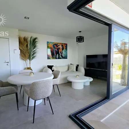 Beautiful Terrace Pool 4pers Sea דירה פואנגירולה